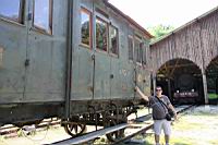 Wagon ancien (au Chateau de Saint-Fargeau, Yonne) (04)